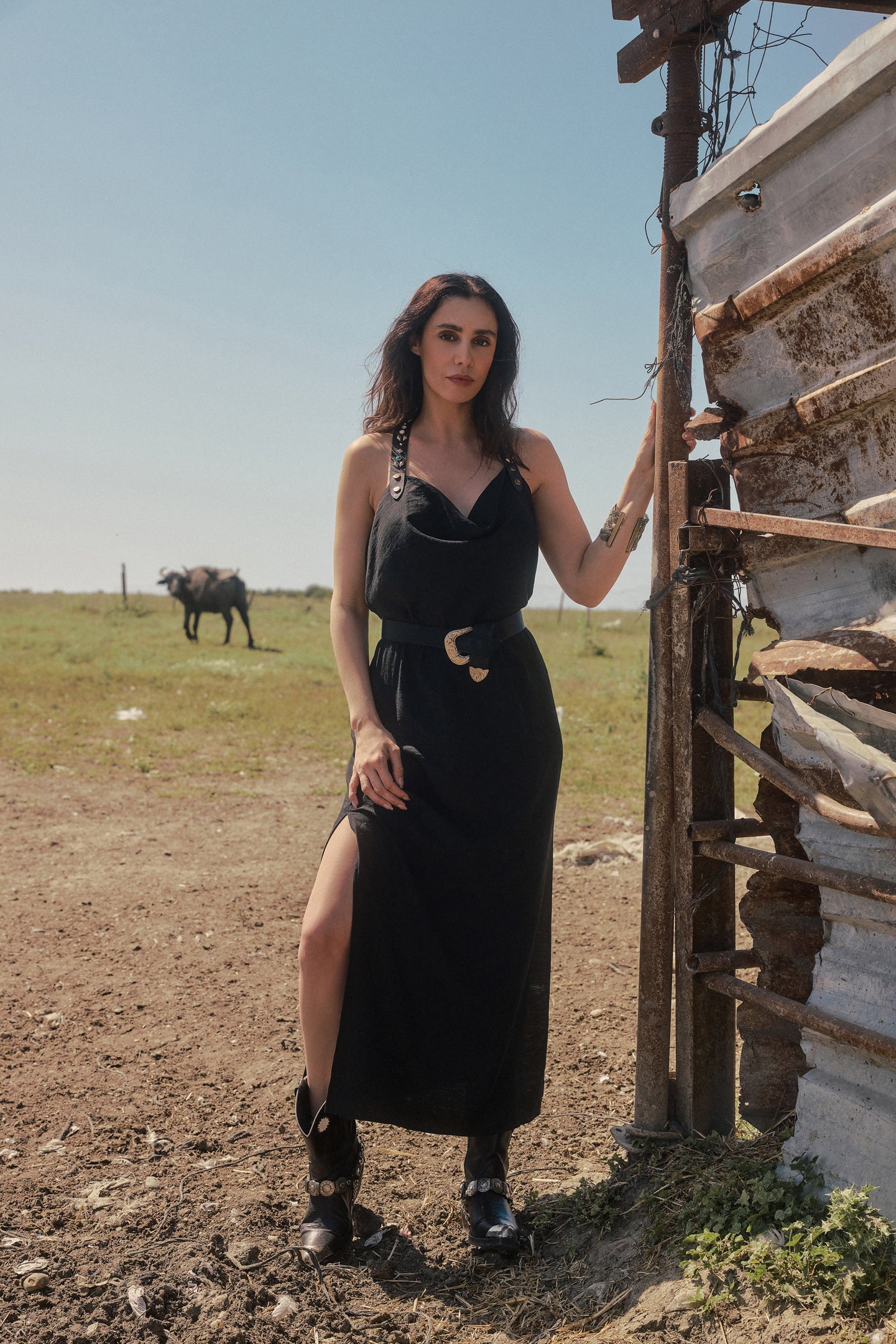 Trok İşlemeli Deri Askılı Maxi Elbise