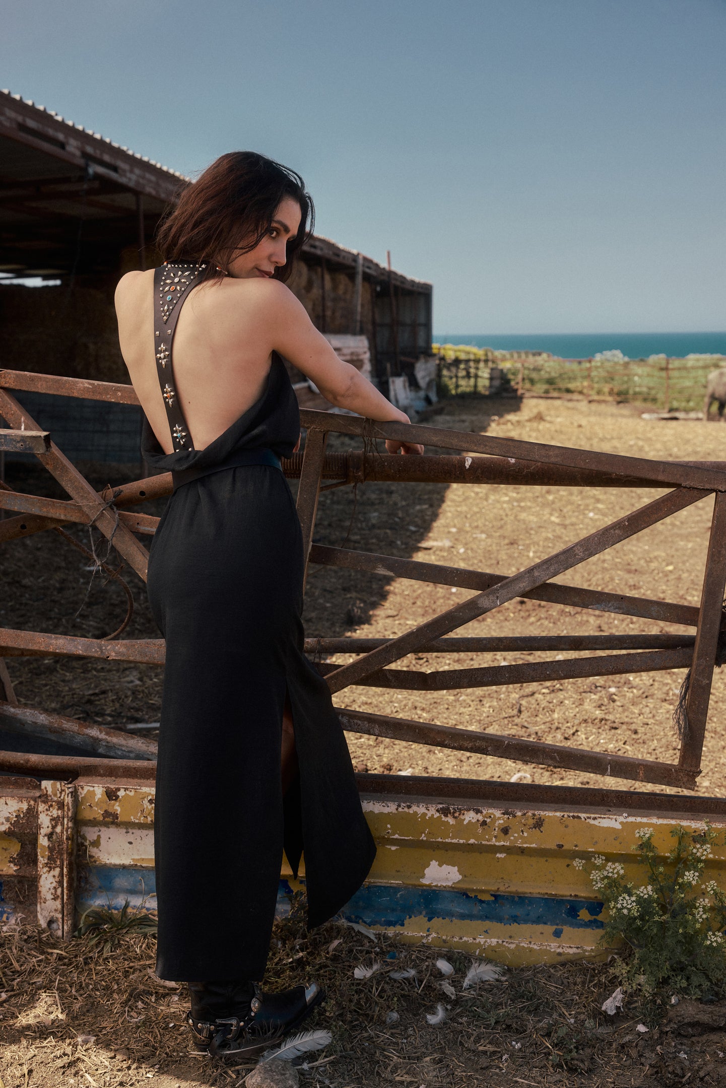 Trok İşlemeli Deri Askılı Maxi Elbise