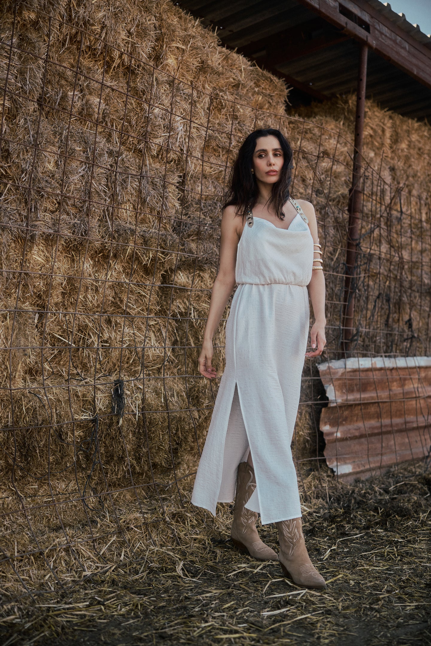 Trok İşlemeli Deri Askılı Maxi Elbise