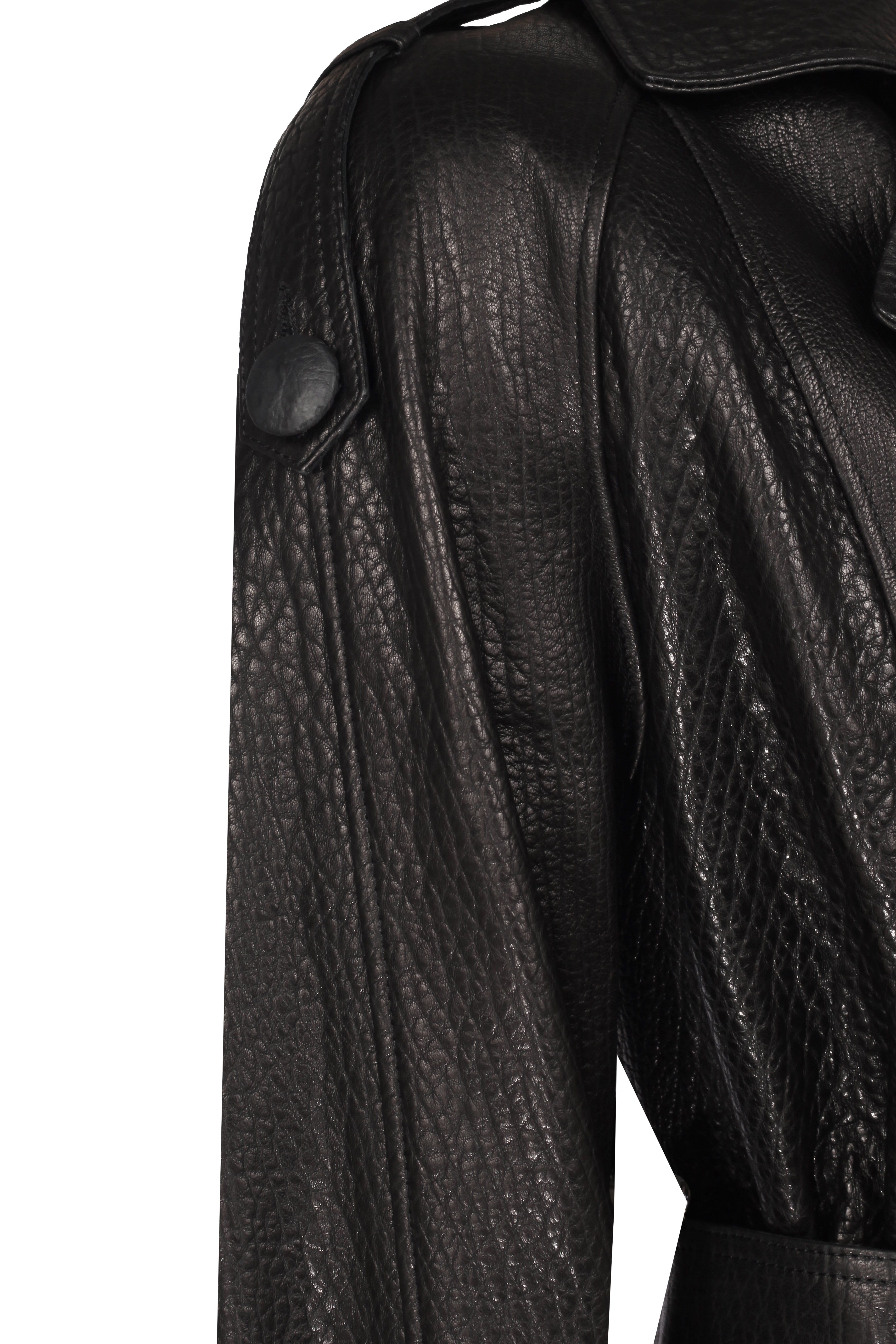 KEMERLİ DERİ CEKET