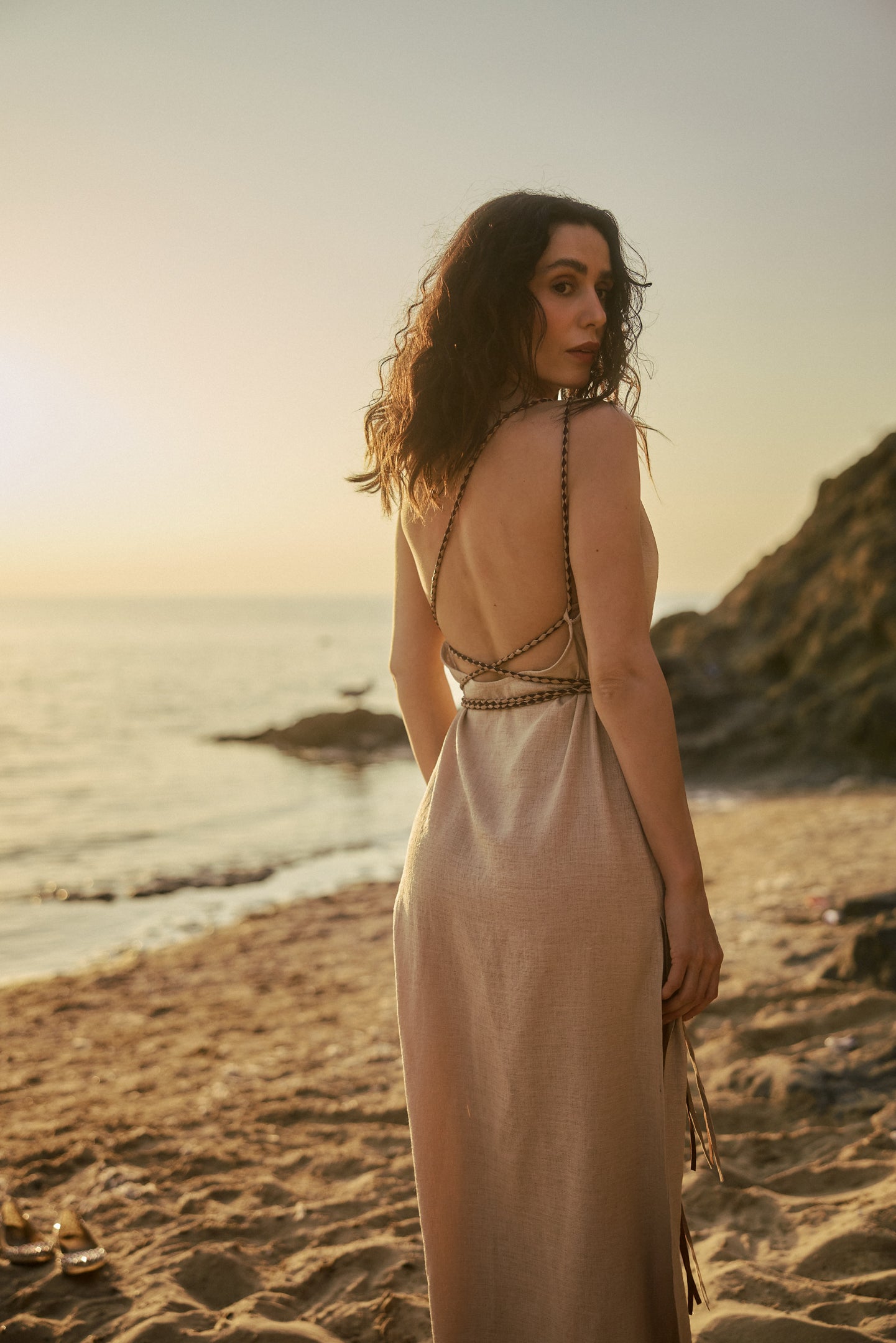 Tek Omuz El Örgüsü Deri Askılı Maxi Elbise